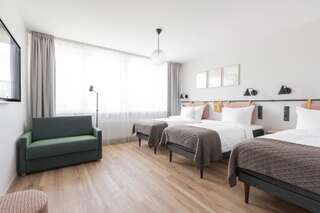 Отель Oru Hub Hotel Таллин Стандартный трехместный номер-4
